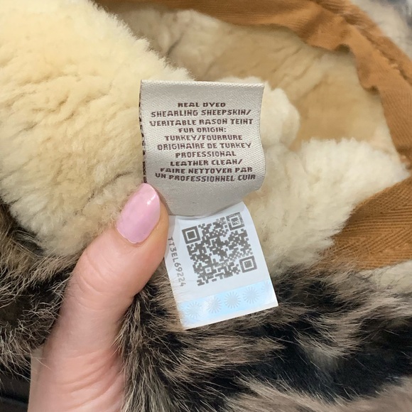 New Ugg Toscana Aviator Trapper Hat Shearling Chestnut with Real Fur One Size - Picture 9 of 10